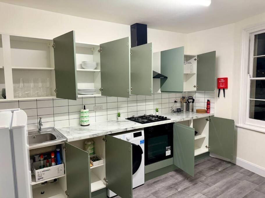 Apartament 4 Bedroom Entire Flat, Kings Cross Road *