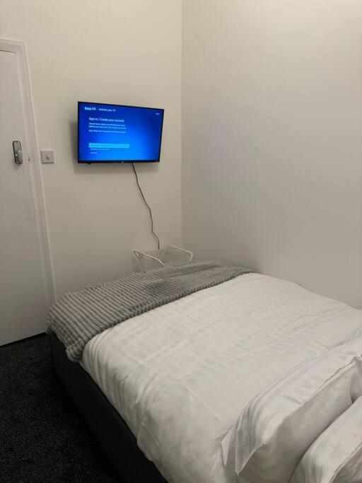 4 Bedroom Entire Flat, Kings Cross Road Apartament Londra